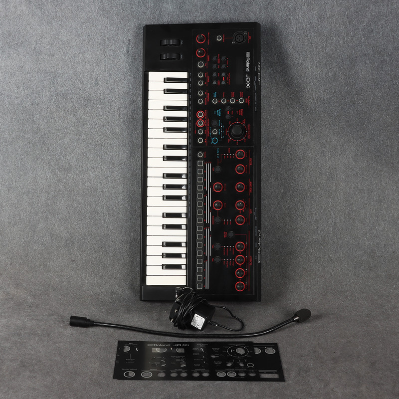 Roland JD-Xi Analog/Digital Crossover Synthesizer - 2nd Hand