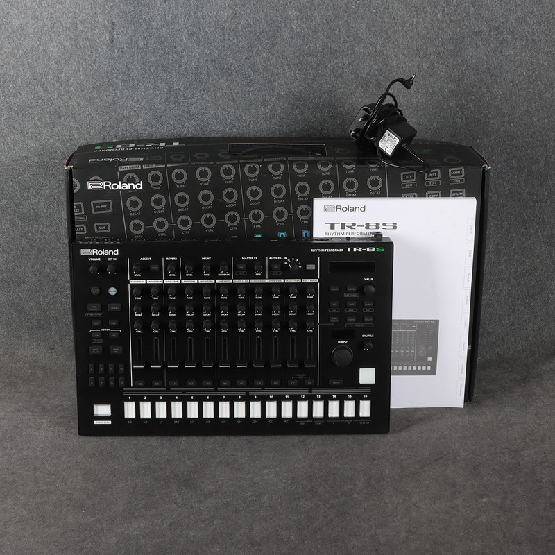 Roland TR-8S Rhythm Performer - 2nd Hand (159812)