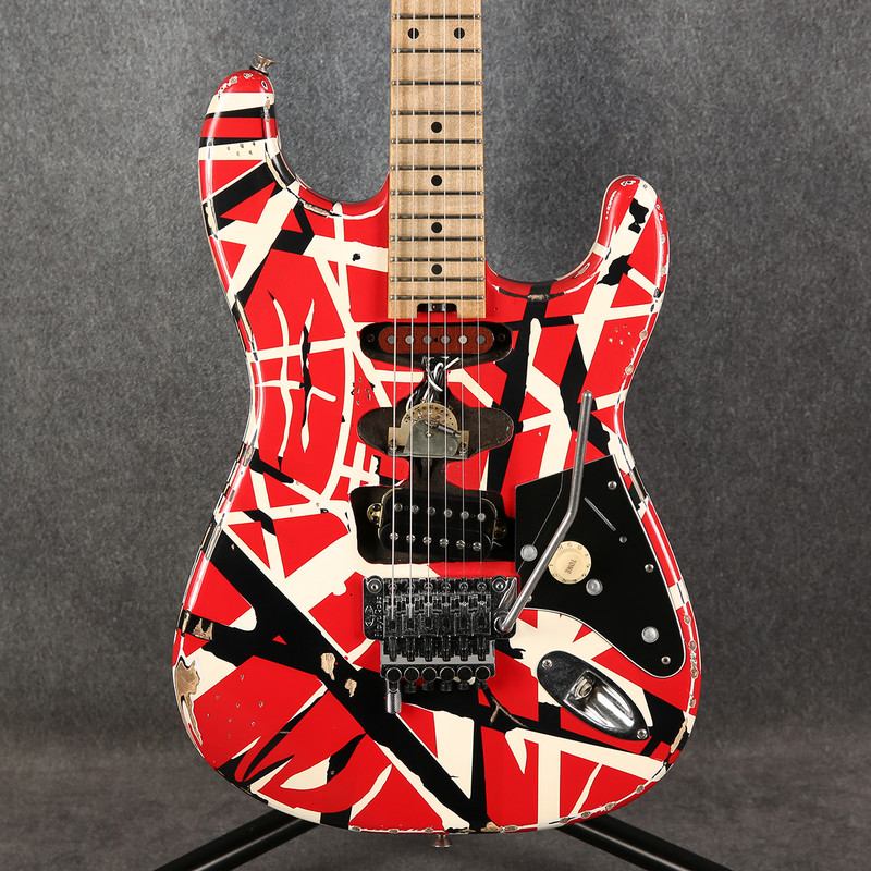 EVH Striped Series Frankenstein Frankie- Red with Black Stripes Relic - 2nd Hand