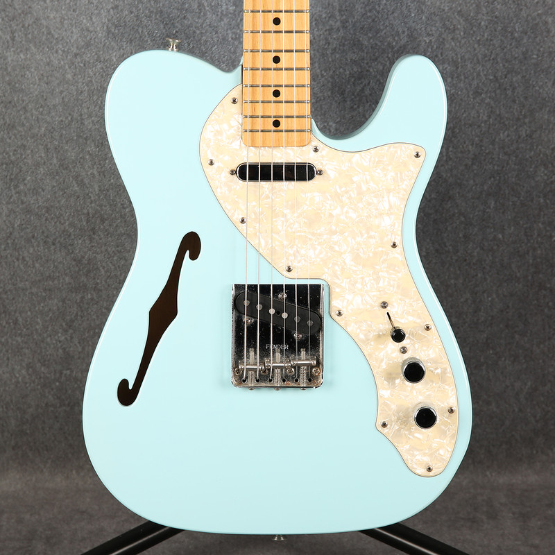 Fender Classic Series 69 Telecaster Thinline - Daphne Blue - 2nd Hand