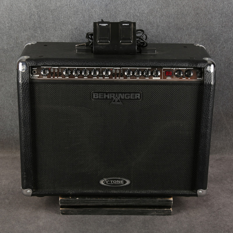 Behringer V-Tone GMX210 Combo - 2nd Hand