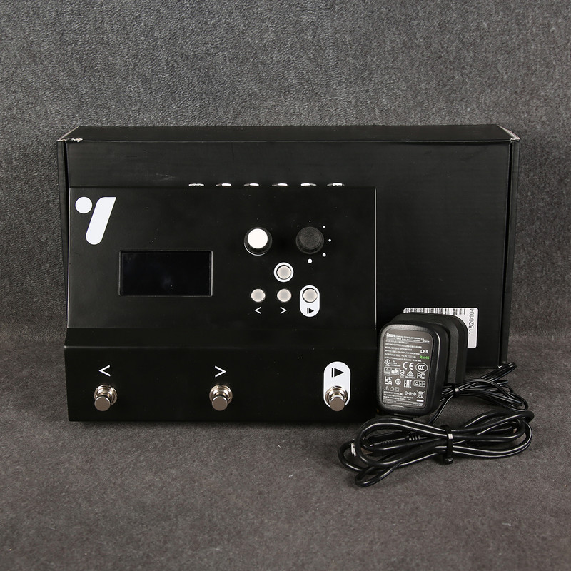 Idoru P-1 Multi-Channel Audio & Midi Backing Track Player - 2nd Hand