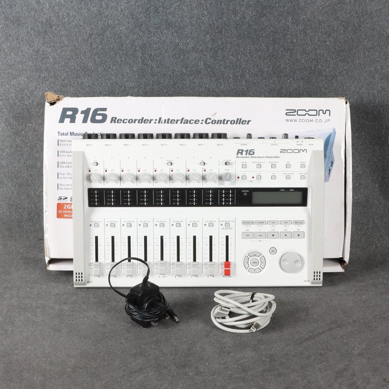 Zoom R16 Recorder Interface Controller - 2nd Hand