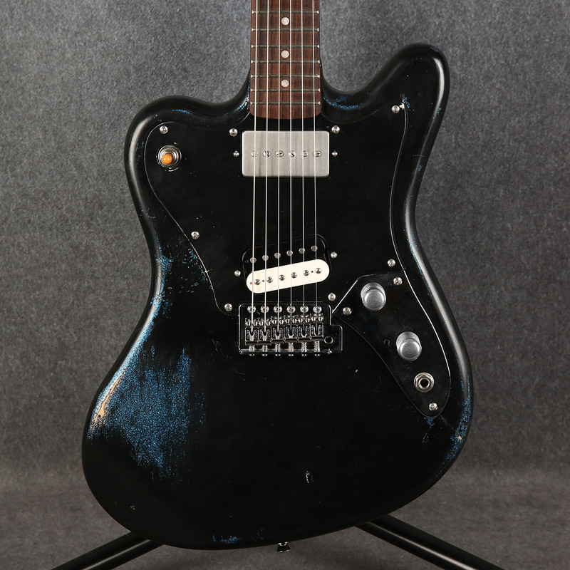 Squier Paranormal Super-Sonic - Refinished - Black - 2nd Hand