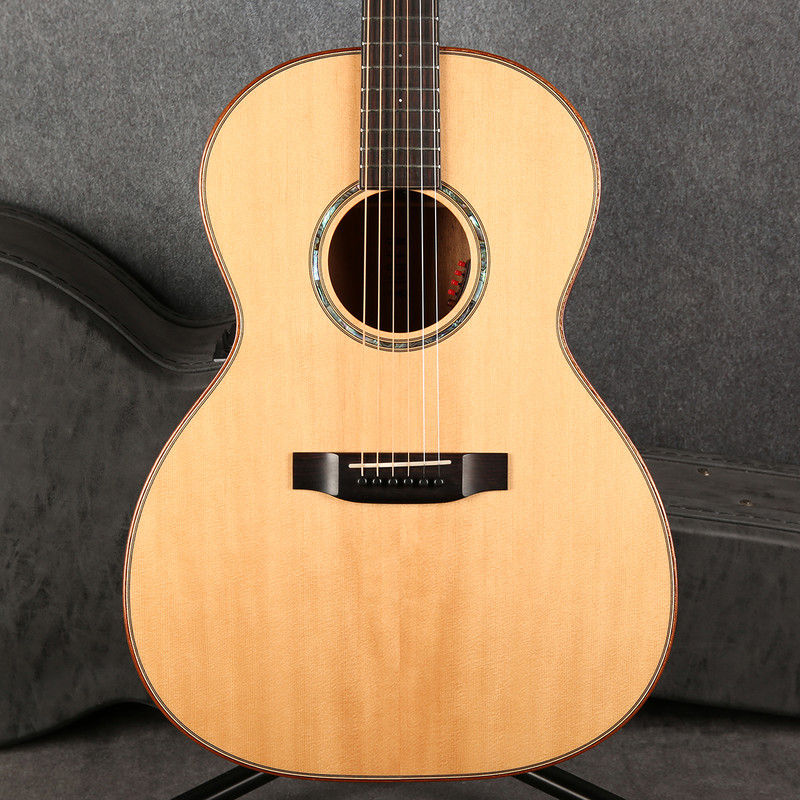 Auden Chester 000 Electro Acoustic - Natural - 2nd Hand