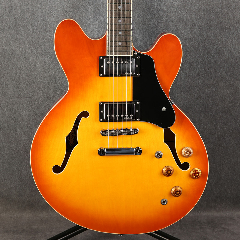 Vintage VSA500 ReIssued - Honeyburst - 2nd Hand