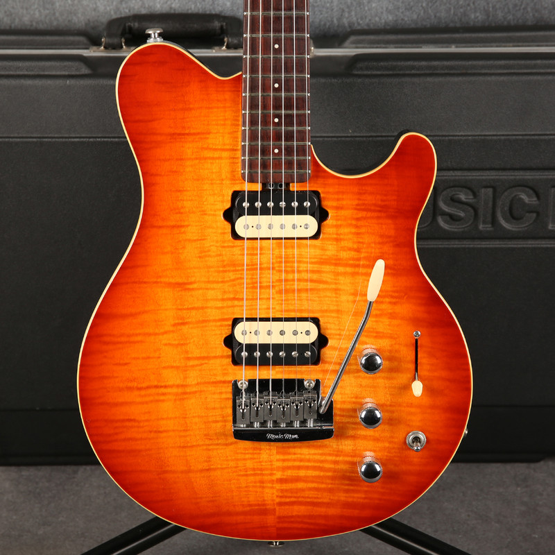 Music Man Axis Super Sport HH Tremolo Piezo - Honey Burst - 2nd Hand