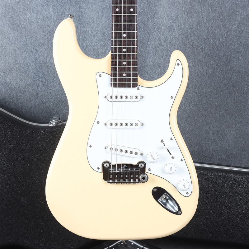 G&L S-500 Tribute- Olympic White - 2nd Hand