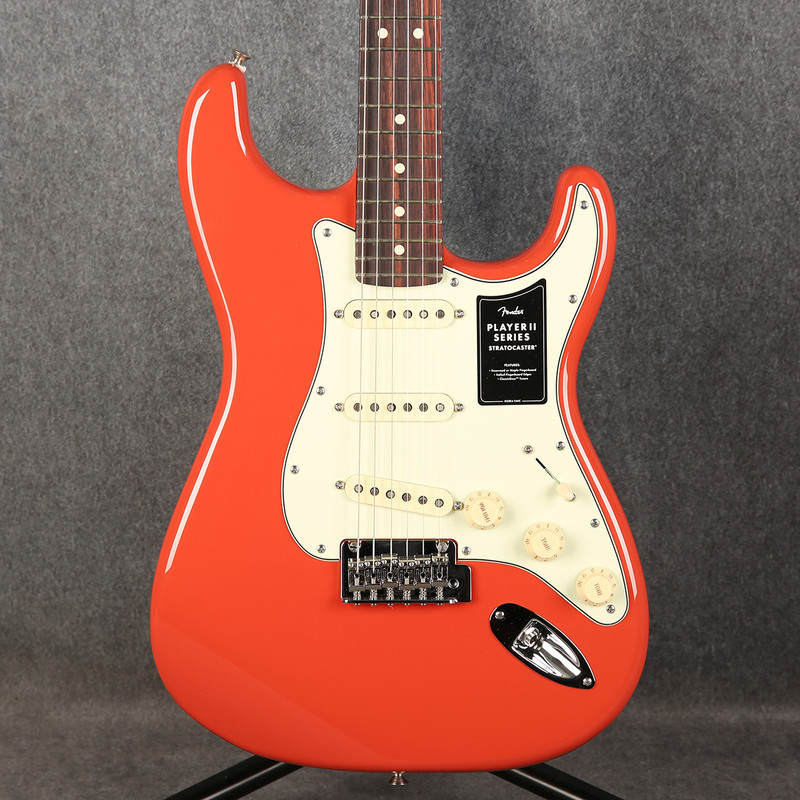 Fender Limited Edition Player II Stratocaster - Fiesta Red - 2nd Hand (X1189984)