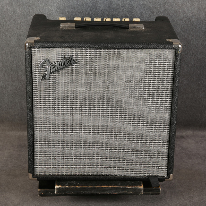 Fender Rumble 40 V3 Bass Combo - 2nd Hand