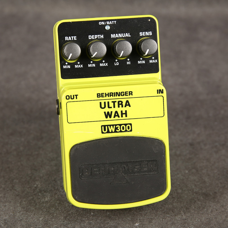 Behringer UW300 2nd Hand | Rich Tone Music