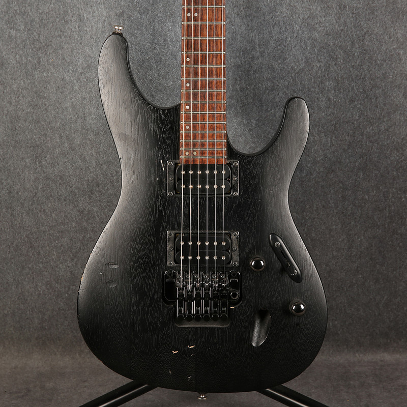 Ibanez S520 - Weathered Black - 2nd Hand