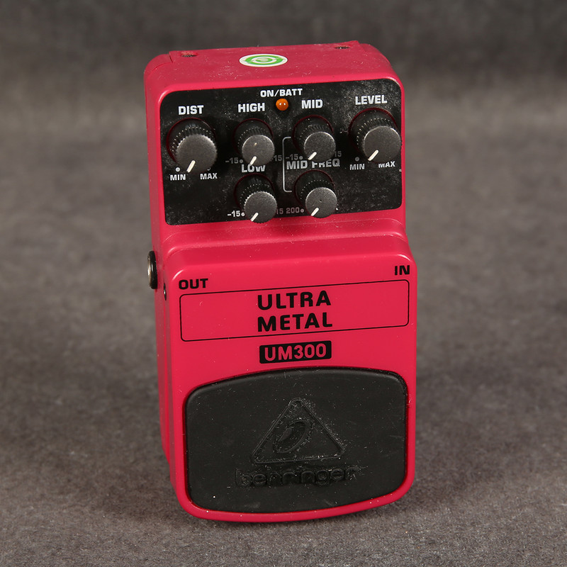 Behringer UM300 - 2nd Hand