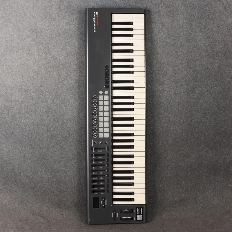 Novation Launchkey 61 Midi Keyboard Controller - 2nd Hand
