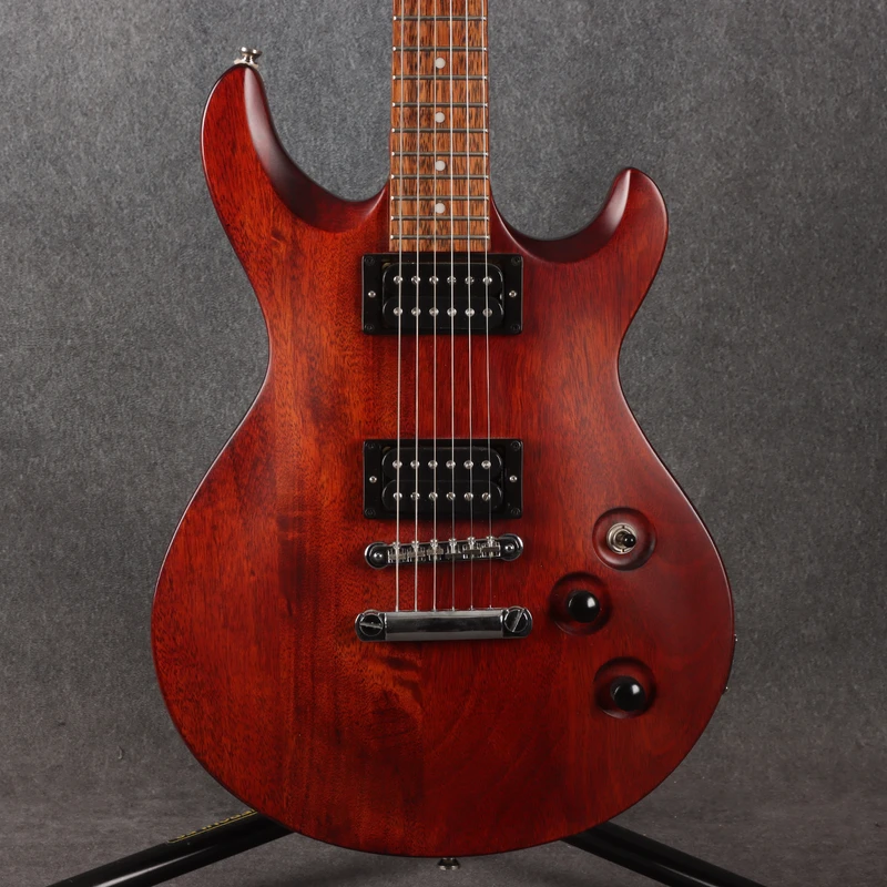 Cort M200 Walnut Satin - 2nd Hand