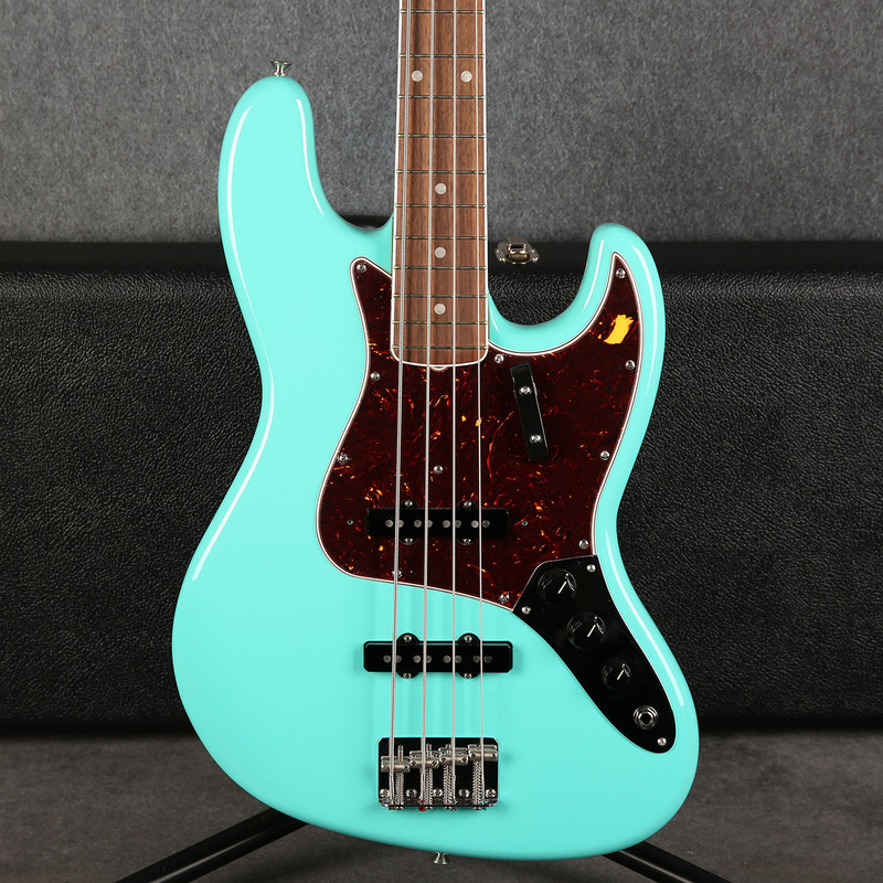 Fender American Vintage II 1966 Jazz Bass - Sea Foam Green - 2nd Hand