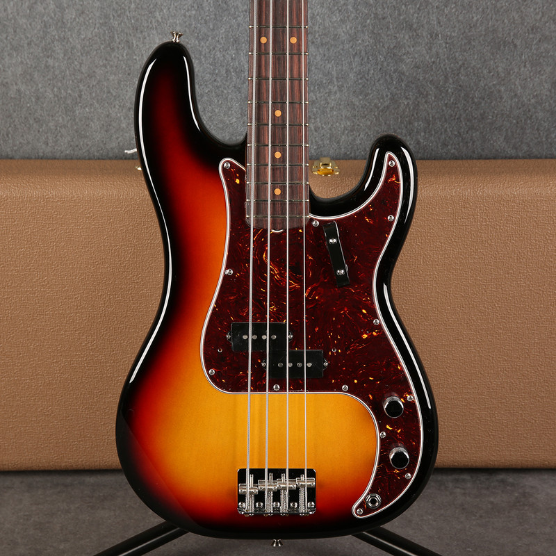 Fender American Vintage II 1960 Precision Bass - 3-Colour Sunburst - 2nd Hand