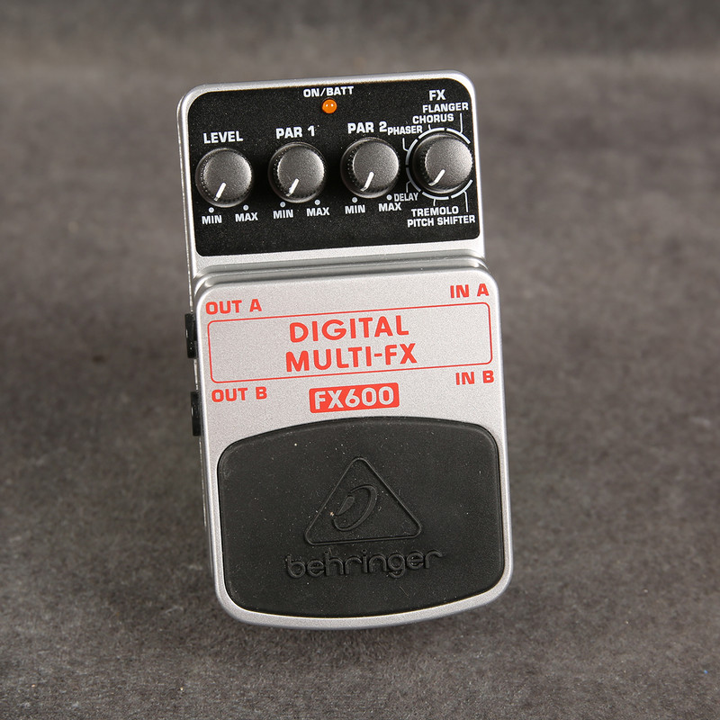Behringer FX600 - 2nd Hand (172035)