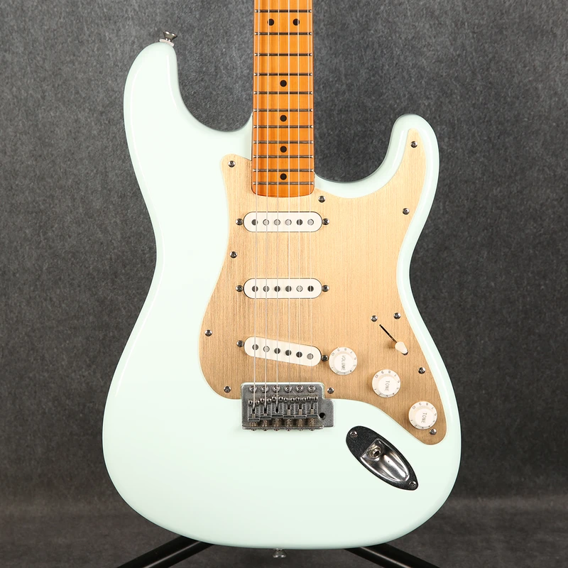 Squier 40th Anniversary Stratocaster Vintage Edition - Sonic Blue - 2nd Hand