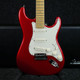 Fender Deluxe Stratocaster - Candy Apple Red w/ Hard Case - 2nd Hand