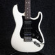 Fender Standard Stratocaster - HSH - White - 2nd Hand Fender Standard Stratocaster - HSH - White - 2nd Hand