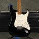 Fender Roland GC-1 GK-Ready Stratocaster - Black w/Hard Case - 2nd Hand Fender Roland GC-1 GK-Ready Stratocaster - Black w/Hard Case - 2nd Hand