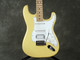 Fender Player HSS Stratocaster - MN - Buttercream - 2nd Hand Fender Player HSS Stratocaster - MN - Buttercream - 2nd Hand