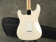 Fender American Special Stratocaster - Olympic White w/Gig Bag - 2nd Hand