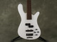 Warwick Streamer LX Bass Guitar - White - 2nd Hand Warwick Streamer LX Bass Guitar - White - 2nd Hand