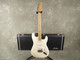 Fender American Standard Stratocaster - White w/Hard Case - 2nd Hand (113796) Fender American Standard Stratocaster - White w/Hard Case - 2nd Hand (113796)