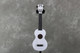 Mahalo MR1 Rainbow Ukulele - White w/Gig Bag - Ex Demo
