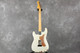 Vintage V6 Thomas Blug Signature - Distressed Vintage White - 2nd Hand