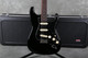 Fender Deluxe Stratocaster - Black - Hard Case - 2nd Hand Fender Deluxe Stratocaster - Black - Hard Case - 2nd Hand