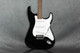 Squier Bullet Stratocaster - Black - 2nd Hand (120995) Squier Bullet Stratocaster - Black - 2nd Hand (120995)