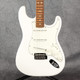 Fender Player Stratocaster, Pau Ferro - Polar White - 2nd Hand