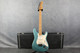 Fender USA Roadhouse Stratocaster - Teal Green Metallic - Hard Case - 2nd Hand Fender USA Roadhouse Stratocaster - Teal Green Metallic - Hard Case - 2nd Hand