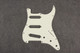 Fender 11-Hole Modern-Style Stratocaster S/S/S Pickguard - Parchment - 2nd Hand Fender 11-Hole Modern-Style Stratocaster S/S/S Pickguard - Parchment - 2nd Hand
