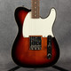 Squier FSR Classic Vibe 60s Custom Esquire - 3-Colour Sunburst - 2nd Hand Squier FSR Classic Vibe 60s Custom Esquire - 3-Colour Sunburst - 2nd Hand