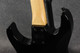 ESP KH-2 Kirk Hammett Signature - 2012 - Black - Hard Case - 2nd Hand ESP KH-2 Kirk Hammett Signature - 2012 - Black - Hard Case - 2nd Hand