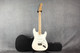 Fender Mexican Standard Stratocaster - White - Hard Case - 2nd Hand Fender Mexican Standard Stratocaster - White - Hard Case - 2nd Hand