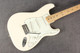 Fender Mexican Standard Stratocaster - White - Hard Case - 2nd Hand Fender Mexican Standard Stratocaster - White - Hard Case - 2nd Hand
