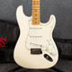 Fender Standard Stratocaster - Arctic White - Gig Bag - 2nd Hand