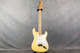 Fender Player Stratocaster - Buttercream - 2nd Hand (126183)