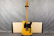 Fender Custom Shop 1952 Telecaster Relic - Butterscotch - Hard Case - 2nd Hand Fender Custom Shop 1952 Telecaster Relic - Butterscotch - Hard Case - 2nd Hand