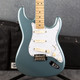 Fender Deluxe Roadhouse Stratocaster - Ice Blue Metallic - Case - 2nd Hand