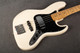Fender Standard Jazz Bass - Arctic White - Hard Case - 2nd Hand