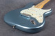 Fender American Deluxe Stratocaster - Mystic Blue - Hard Case - 2nd Hand