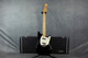 Fender Mustang Offset Series 2016 - Diamarzio Hotrail - Black - Case - 2nd Hand Fender Mustang Offset Series 2016 - Diamarzio Hotrail - Black - Case - 2nd Hand