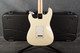 Fender American Professional Stratocaster - Olympic White - Hard Case - 2nd Hand Fender American Professional Stratocaster - Olympic White - Hard Case - 2nd Hand