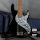Line 6 Variax 705 Bass 5 String - Roland GK-3B - Black - Gig Bag - 2nd Hand Line 6 Variax 705 Bass 5 String - Roland GK-3B - Black - Gig Bag - 2nd Hand